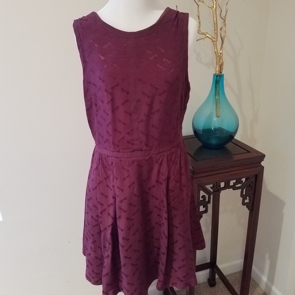 Dresses & Skirts - Oasis sz14 dragonfly jacquard plum skater dress